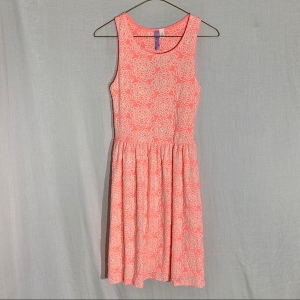 Francesca’s Pink Floral Dress, NWT, Small